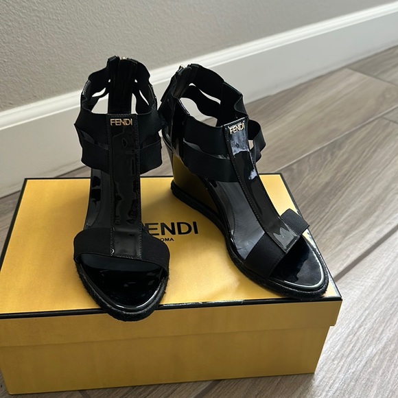Fendi Shoes - Fendi Black Heels